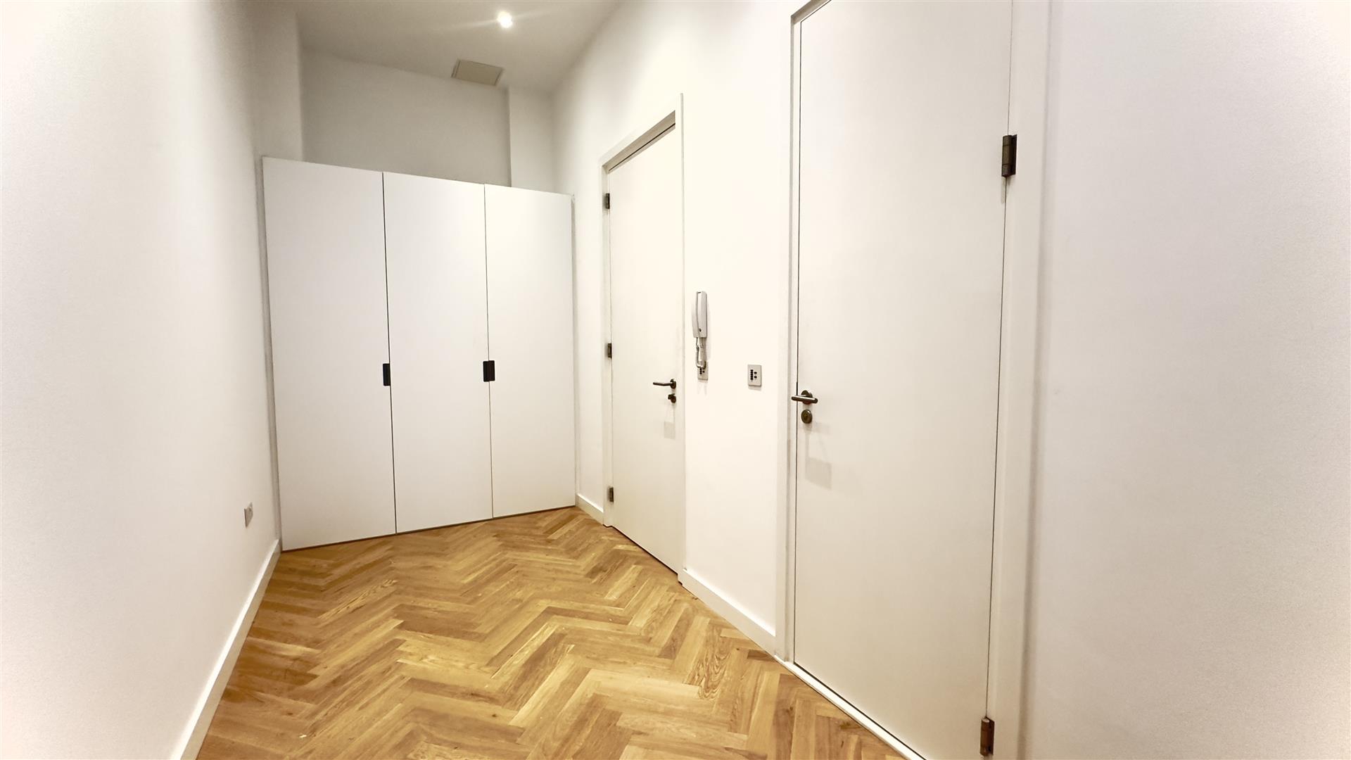 Image of Apartment - 3 Bedrooms - 2 Bathrooms for Sale in Town Area-Gibraltar, Image 17